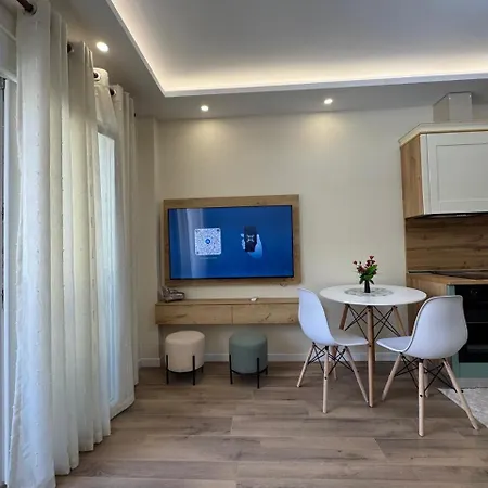 Apartmán M&m Snug & Sunny Escape Steps To The Golem (Tirana)
